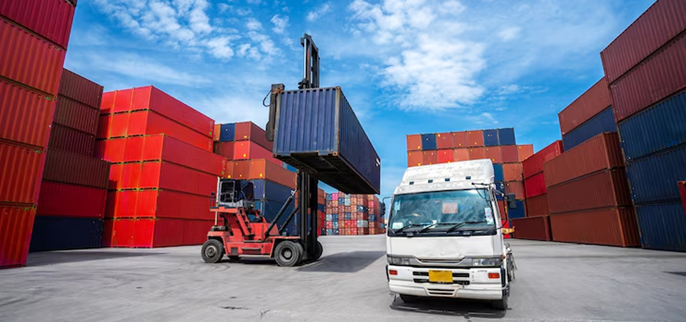 Lashing Container: Cách Cố Định Hàng Trước Khi Xuất Khẩu