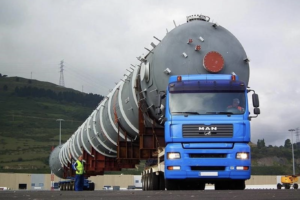 VẬN CHUYỂN HÀNG SIÊU TRƯỜNG SIÊU TRỌNG: GIẢI PHÁP LOGISTICS CHO DOANH NGHIỆP CÔNG NGHIỆP